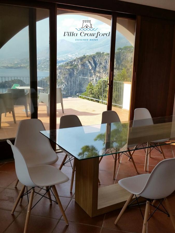 Crawford Bed & Breakfast 3*